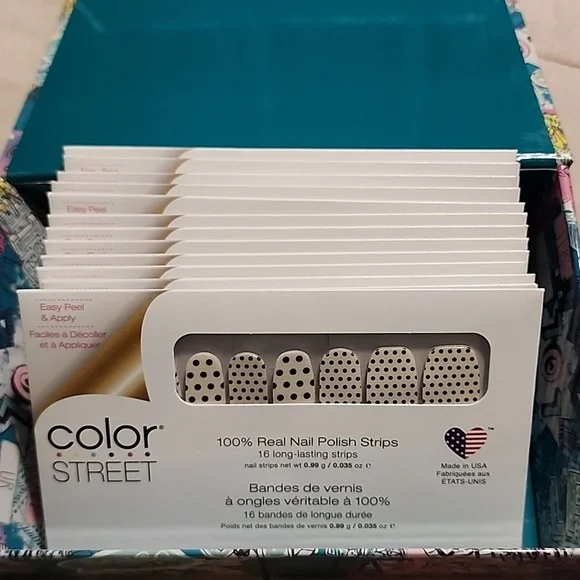 Color Street - Picture 1 of 4